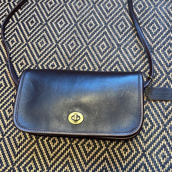 VINTAGE COACH  DINKY - MOCHA - 9375 -  made in New York City - Picture 1 of 12
